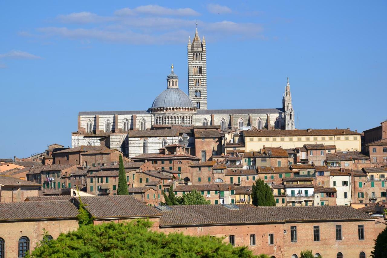 Elegante Luminoso Attico Centralissimo Siena Exterior foto